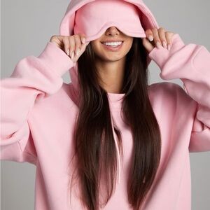 Comfrt - Airplane Mode Travel Hoodie - Petal(Pink) - XL - NWT - Limited Edition